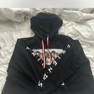 Friends crop sweater